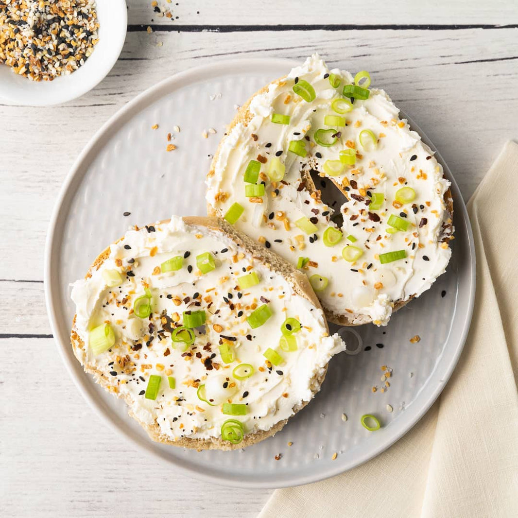 image Great Low Carb 70 Calorie Everything Bagels bag of 4